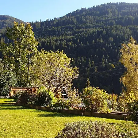 Sonnenbuechel * Wald am Arlberg